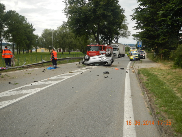 predni ptakovice nehoda smrtak foto1 17062014